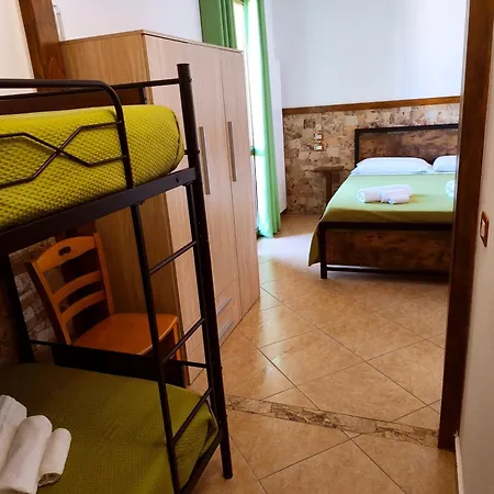 Mamuthones Couette-café 3*