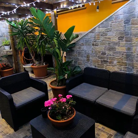 Mamuthones Couette-café 3*