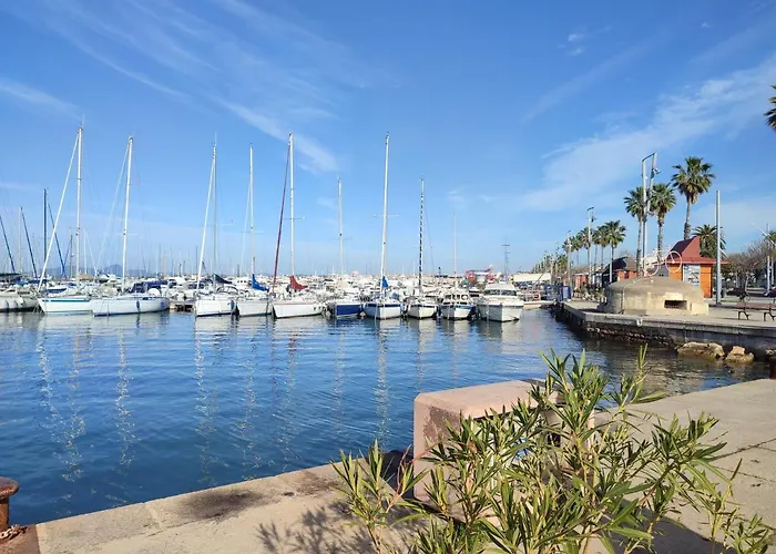 Mamuthones Oda ve Kahvaltı 3*