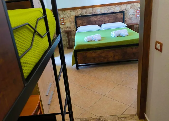 Mamuthones 3* Porto Torres