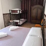 Mamuthones Panzió 3*