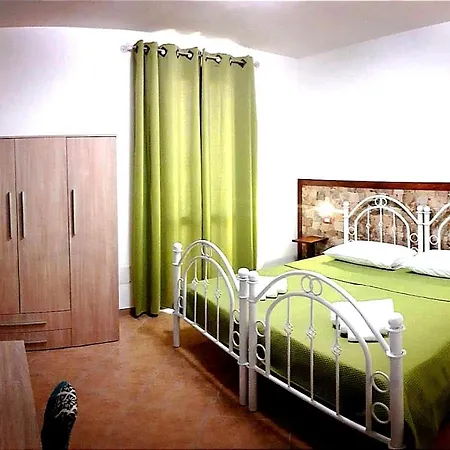 Mamuthones Bed & Breakfast Porto Torres