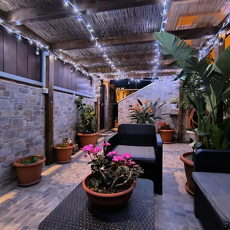 Frühstückspension Mamuthones