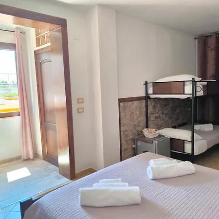 Alojamento de Acomodação e Pequeno-almoço Mamuthones Porto Torres