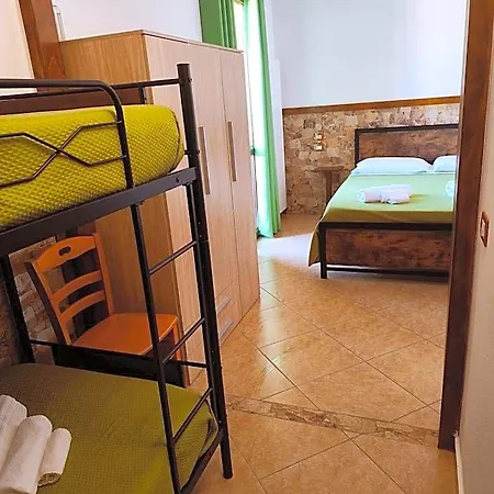 Mamuthones 3* Porto Torres